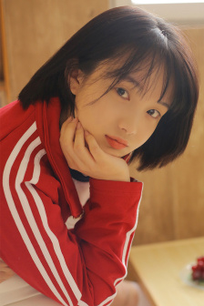 针孔偷拍大众女浴好多诱人胴体